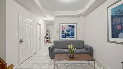69 Haynes Avenue, Toronto, On M3j 0c3