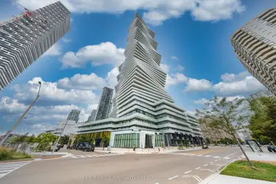 3883 Se Quartz Road W 4011, Mississauga, On L5b 0m4