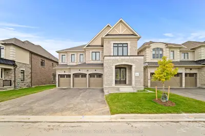 30 Mosswood Trail, Brampton, On L6p 4e7