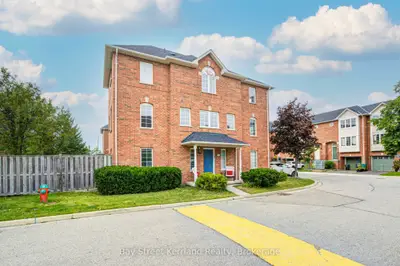 80 Acorn Place 171, Mississauga, On L4z 3s7