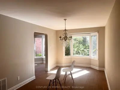 163 Romain Crescent, Oakville, On L6h 5a7