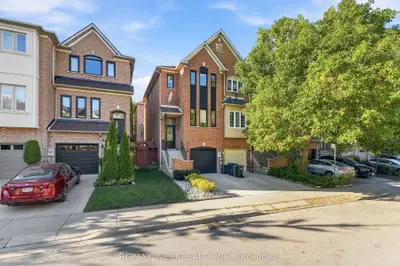 44 Bluewater Court, Toronto, On M8v 4a9
