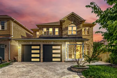 4 Sunnybrook Crescent, Brampton, On L7a 1y2