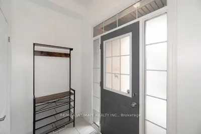 31 Davenfield Circle, Brampton, On L6p 4m2