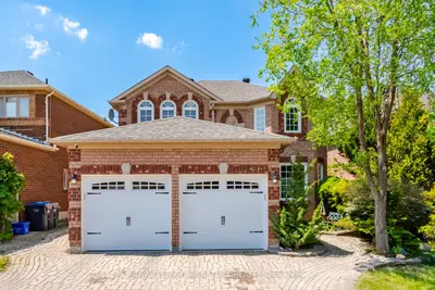5390 Mcfarren Boulevard, Mississauga, On L5m 5y5