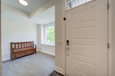 1130a Islington Avenue, Toronto, On M8z 0g6