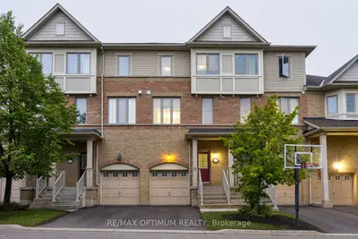 23 Bakewell Street, Brampton, On L6y 0p9