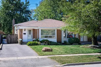 3284 Hornbeam Crescent, Mississauga, On L5l 1b4