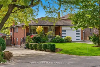 35 Sunvale Drive, Toronto, On M9r 1z4