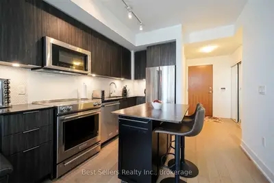 20 Shore Breeze Drive 3103, Toronto, On M8v 0c7