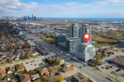1195 The Queensway 1001, Toronto, On M8z 1r7