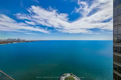 1 Palace Pier Court 3801, Toronto, On M8v 3w9