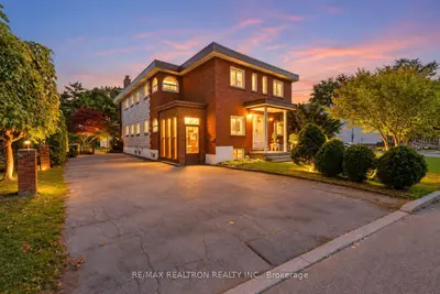 77 Chiswick Avenue, Toronto, On M6m 4v2