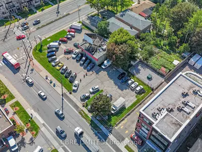 2310 Sheppard Avenue W, Toronto, On M9m 1m2