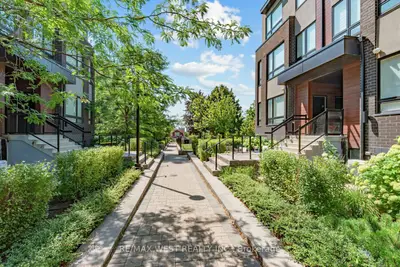 1150 Briar Hill Avenue 303, Toronto, On M6b 0a9