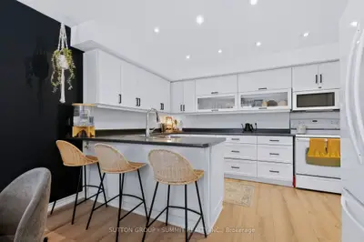 4018 Longmoor Drive 16, Burlington, On L7l 1x2