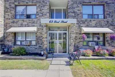 63 First Street 11, Orangeville, On L9w 2e6