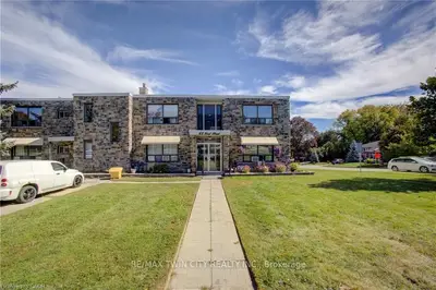 63 First Street 11, Orangeville, On L9w 2e6
