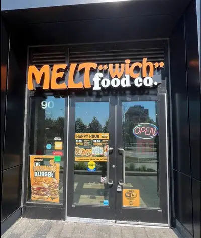 105 The Pond Road 90, Toronto, On M3j 0k9