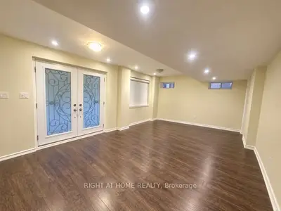 472 Nairn Circle Lower, Milton, On L9t 8a7
