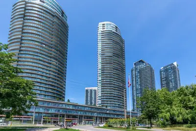 2230 Lake Shore Boulevard W 508, Toronto, On M8v 0b2