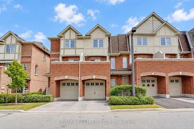 3030 Breakwater Court 44, Mississauga, On L5b 4n8