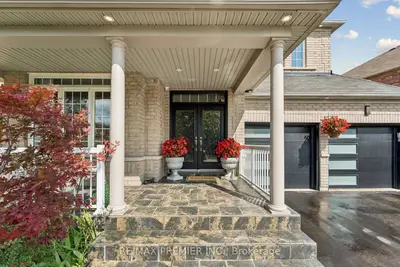 16 Rockstep Court, Brampton, On L6r 3h2