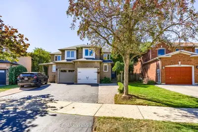 1246 Old Oak Drive, Oakville, On L6m 3k6