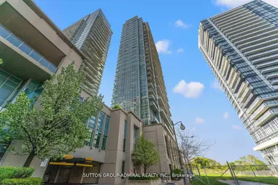 155 Legion Road 2513, Toronto, On M8y 0a7