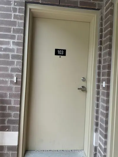 30 William Jackson Way #103, Toronto, On M8x 2j4