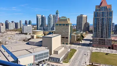 365 Prince Of Wales Drive 1702, Mississauga, On L5b 0g6