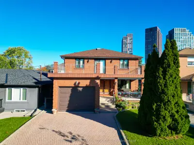 30 Cartwright Avenue, Toronto, On M6a 1t7