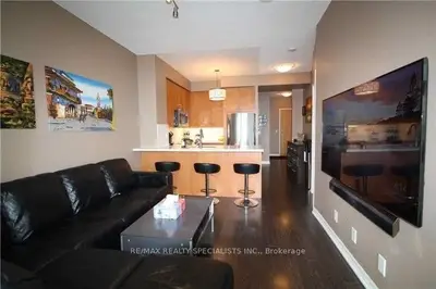 3939 Duke Of York Boulevard 2010, Mississauga, On L5b 4n2