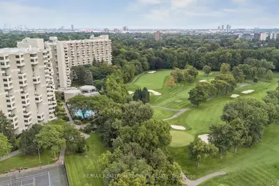 296 Mill Road A12, Toronto, On M9c 4x8