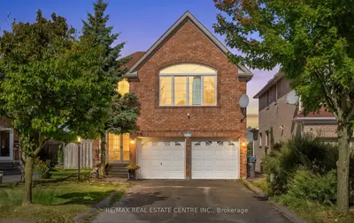 2874 Gardenview Crescent Upper, Mississauga, On L5m 5t4