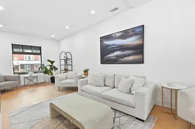 234 Pearson Avenue, Toronto, On M6r 1g7