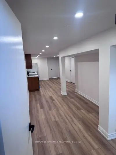 9 Capstan Court #lower Level, Toronto, On M3l 2m9