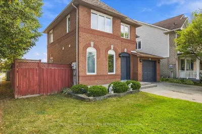5180 Oakley Drive, Burlington, On L7l 6n1