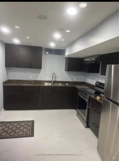 31 Nivelle Crescent, Brampton, On L6s 5l5