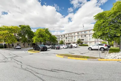 8351 Mclaughlin Road S 334, Brampton, On L6y 4h8