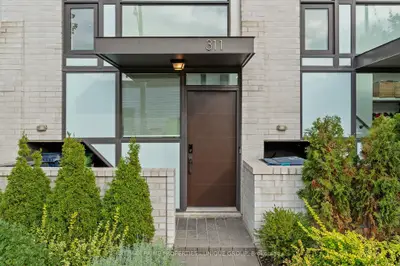 311 Gilmour Avenue, Toronto, On M6p 2a3