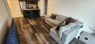 54 Sky Harbour Drive 413, Brampton, On L6y 6b9
