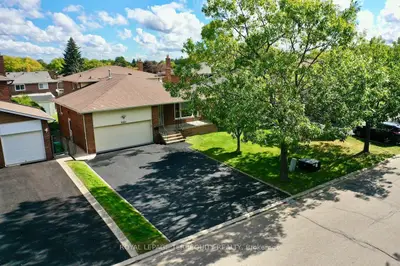13 Milford Crescent Upper Level, Brampton, On L6s 3e3
