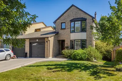 902 Laurier Avenue, Milton, On L9t 4h6
