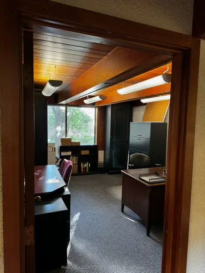 208 Evans Avenue 110, Toronto, On M8z 1j7
