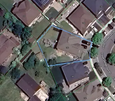 146 Lloyd Sanderson Drive, Brampton, On L6y 0z9