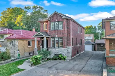 254 John Street, Toronto, On M9n 1k2