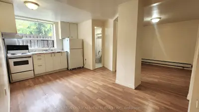 3 Greenbrook Drive 102, Toronto, On M6m 2j8