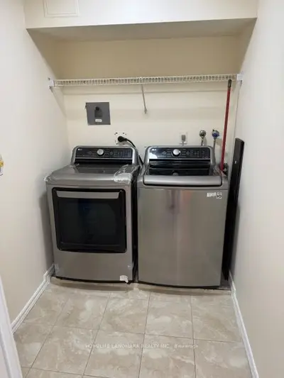 30 Malta Avenue 305, Brampton, On L6y 4s5
