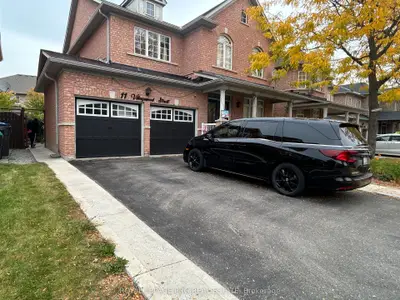 11 Villagewood Street A, Brampton, On L6p 2c4